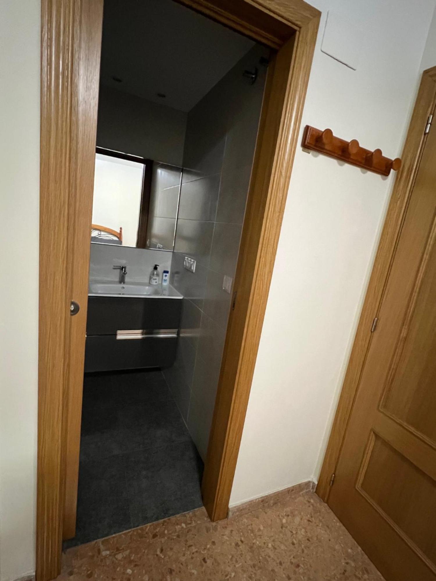 Appartement Habitacion Doble Con Bano Privado à Valence Extérieur photo